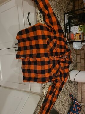 Hot Leathers Orange and Black Long Sleeve Flannel Medium